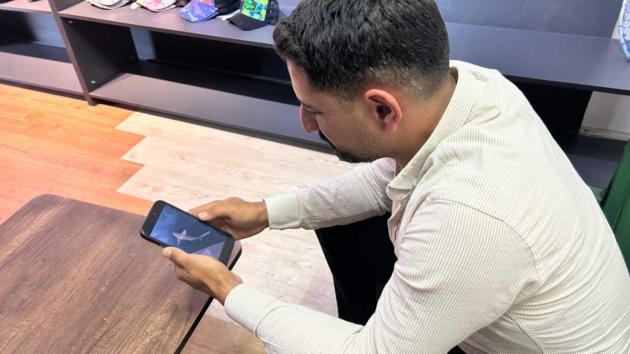 Hatay’da Köpek Balığıyla Oynayıp Geri Saldılar3