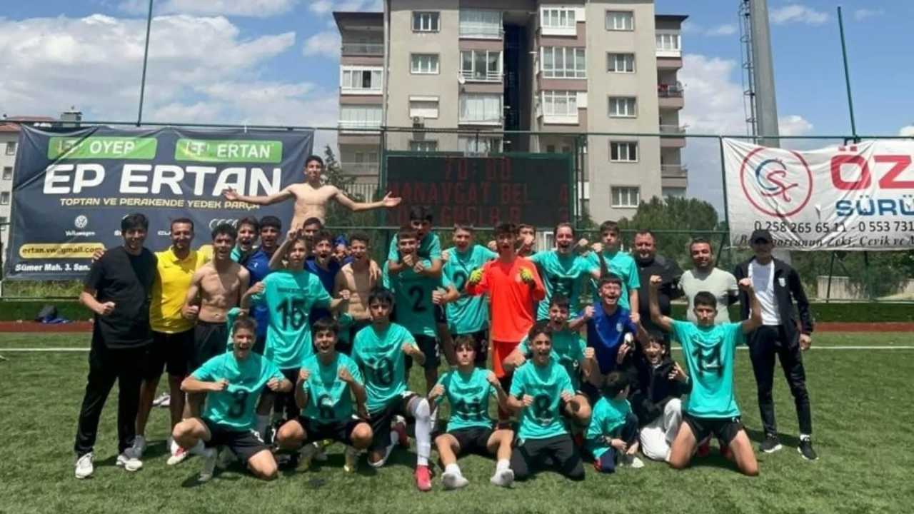 Manavgatlı Gençler Türkiye’nin En İyileri Arasında 2