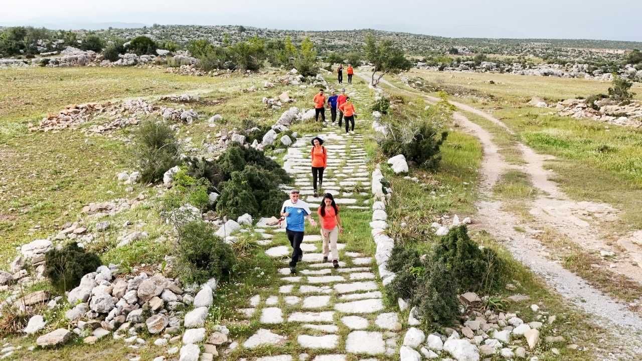 Mersin’de Kilikya Yolu Doğaseverlerle Doldu Taştı 2