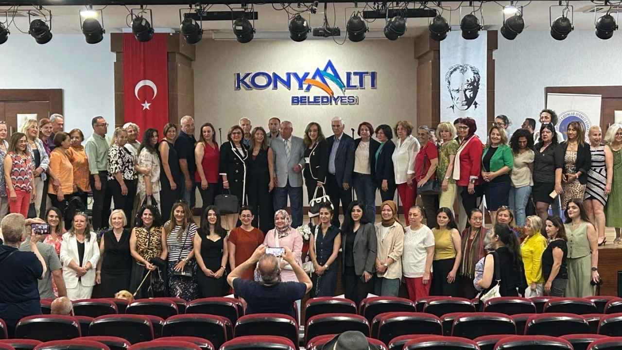 Tükd Yöresine Değer Katan Önder Kadın Ödülü Özlem Saday'a 3