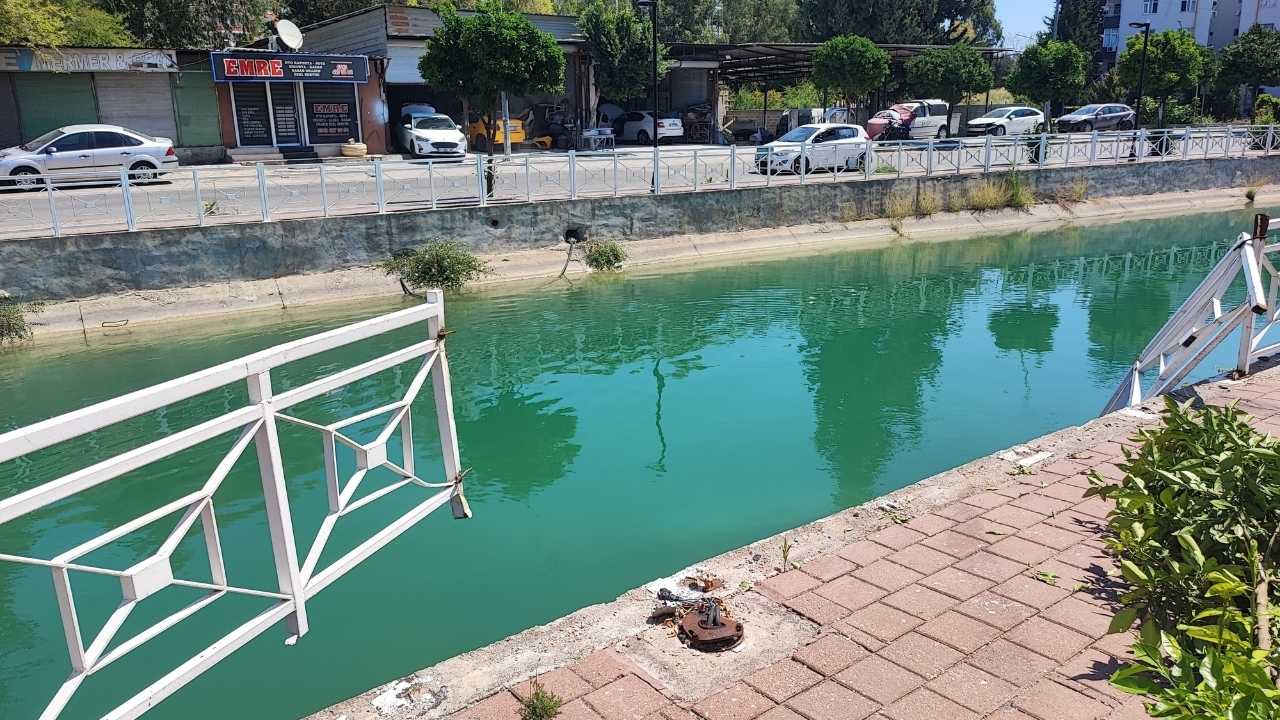 Adana Mavi Bulvar’da Esnaf Adeta Kurtarma Timine Dönüştü 2