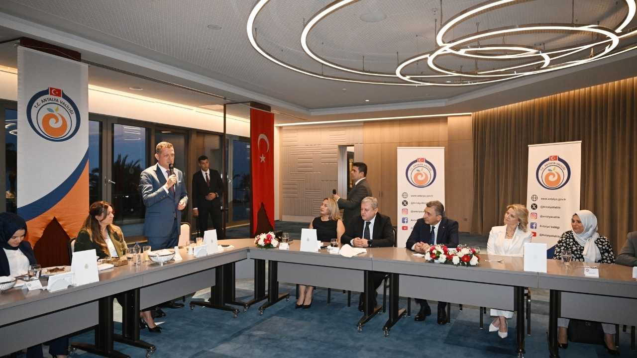 Antalya’da Vali Yardımcıları Ve Kaymakamlara Veda! Görev Yerleri Değişti 4