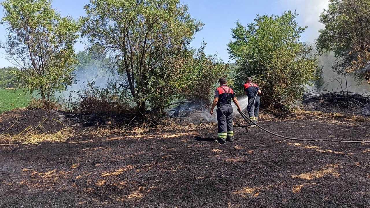 Burdur’da Cam Kırıkları 4 Dönüm Araziyi Kül Etti 3