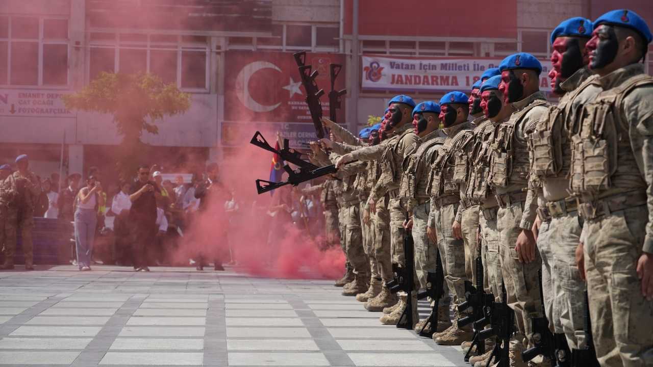 Burdur’da Jandarmanın 186. Yılına Coşkulu Kutlama 3