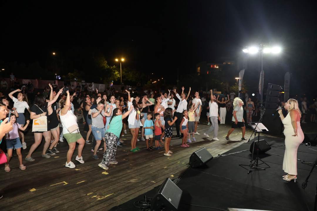 Antalya Akşamları Müzikle Şenleniyor 1