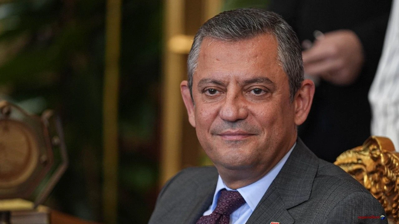 Özgür Özel 1