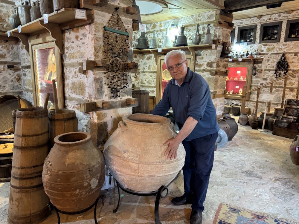 Roma Döneminden Kalma 2 Bin Yıllık Küp Antalya’da Sergileniyor 1