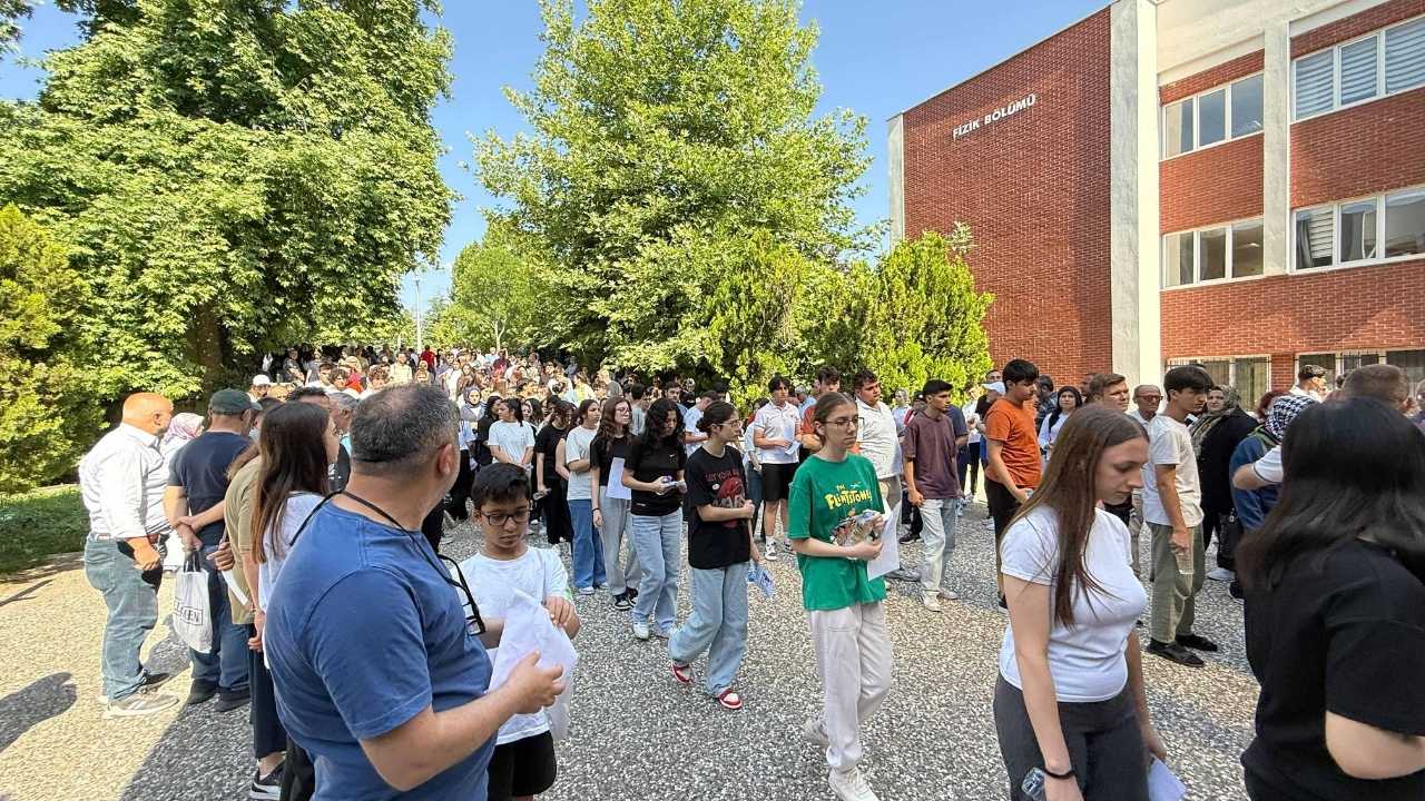 Isparta’da Adaylar Ayt'ye Girdi, Aileleri Dualarla Bekledi 2