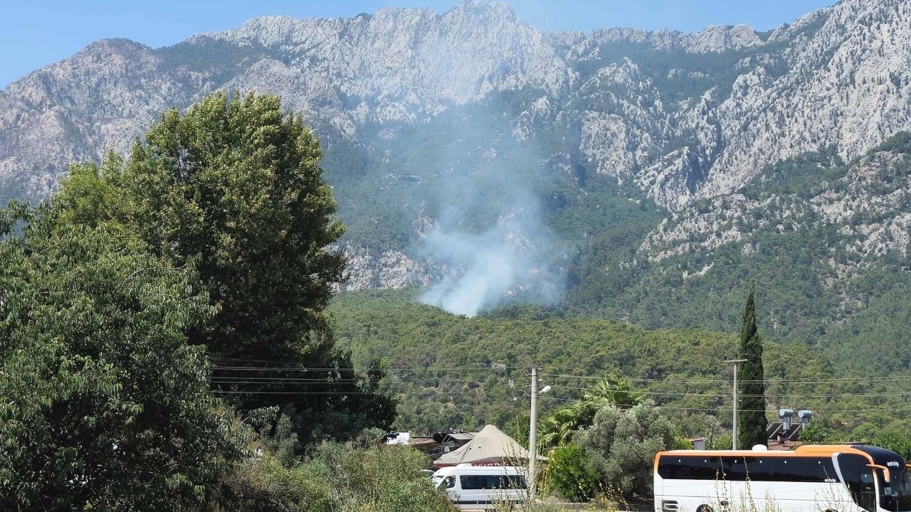 Kemer Milli Park Sahasında Orman Yangını! 2