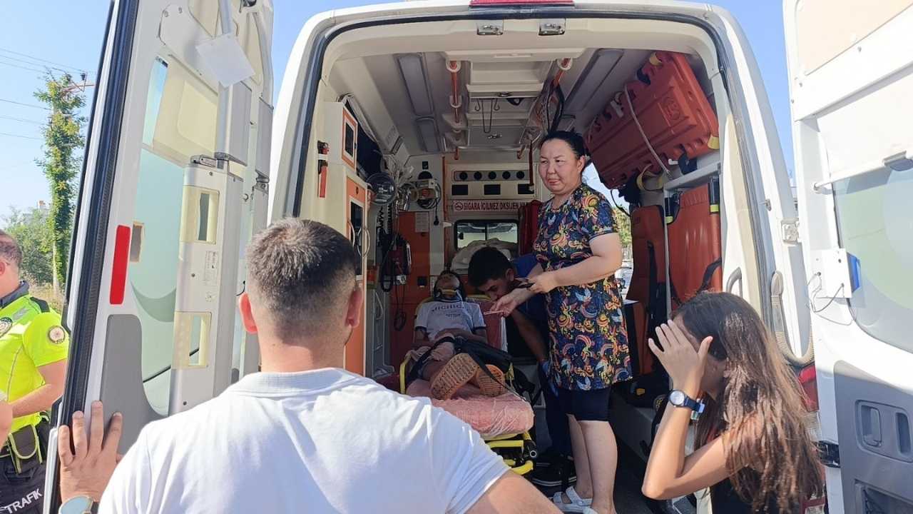 Manavgat’ta İki Aracın Çarpıştığı Kazada 7 Yaralı 4
