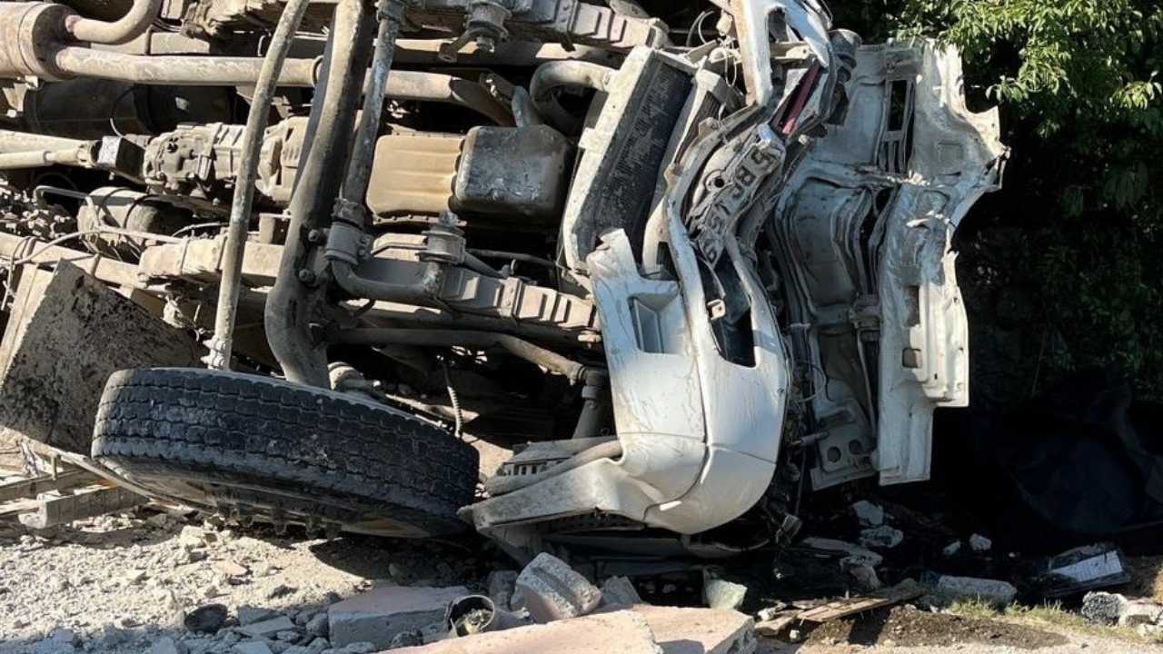 Mersin’de Eve Giren Kamyon Sürücüsü Hayatını Kaybetti 2