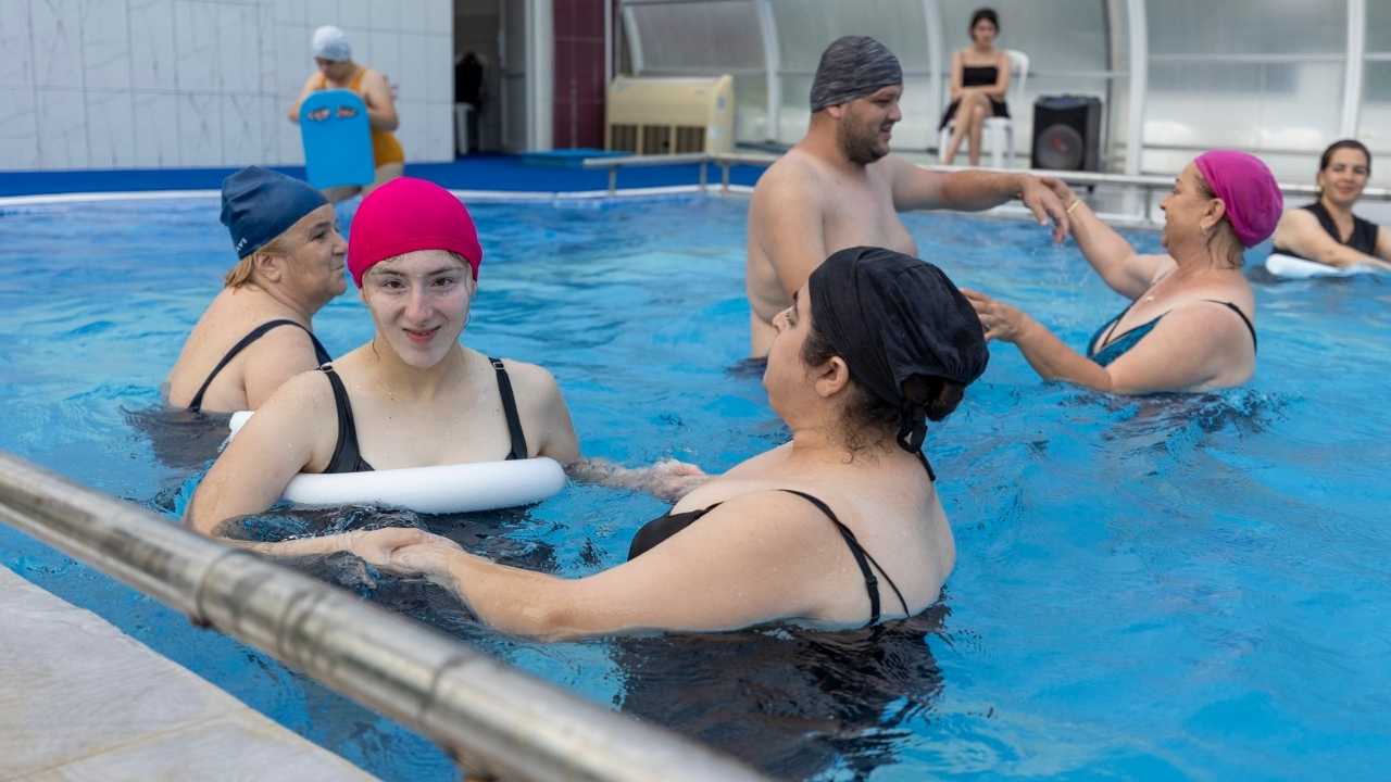 Mersin’de Özel Gereksinimli Bireylere Ücretsiz Yüzme Eğitimi 2