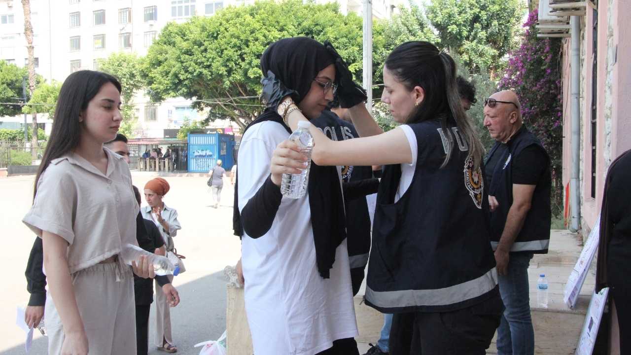 Mersin’de Yks’nin İkinci Oturumu Sorunsuz Başladı 2