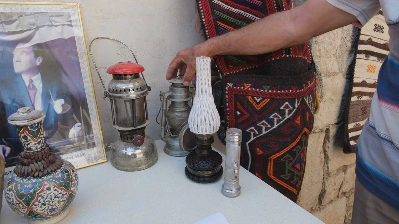 Mersinli Çiftçinin Eski Eşyaları Açık Hava Müzesine Dönüştü 3