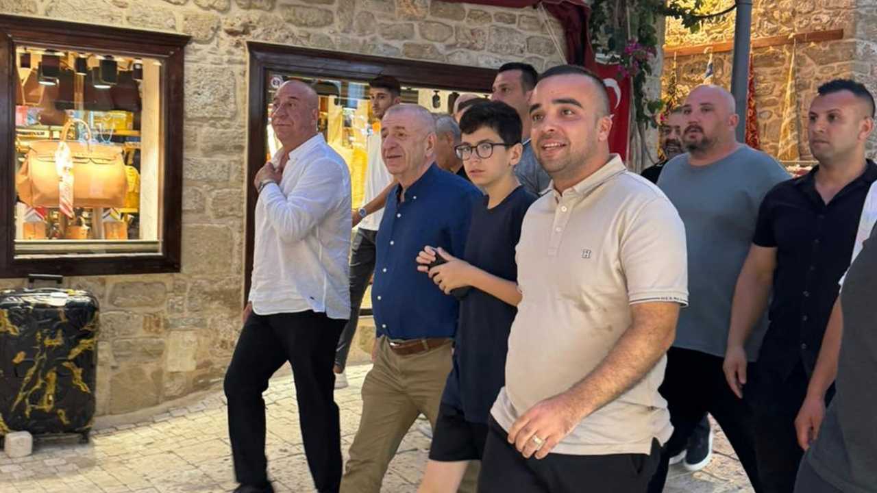 Ümit Özdağ’dan Antalya’da Turizm Esnafına Destek Ziyareti 2