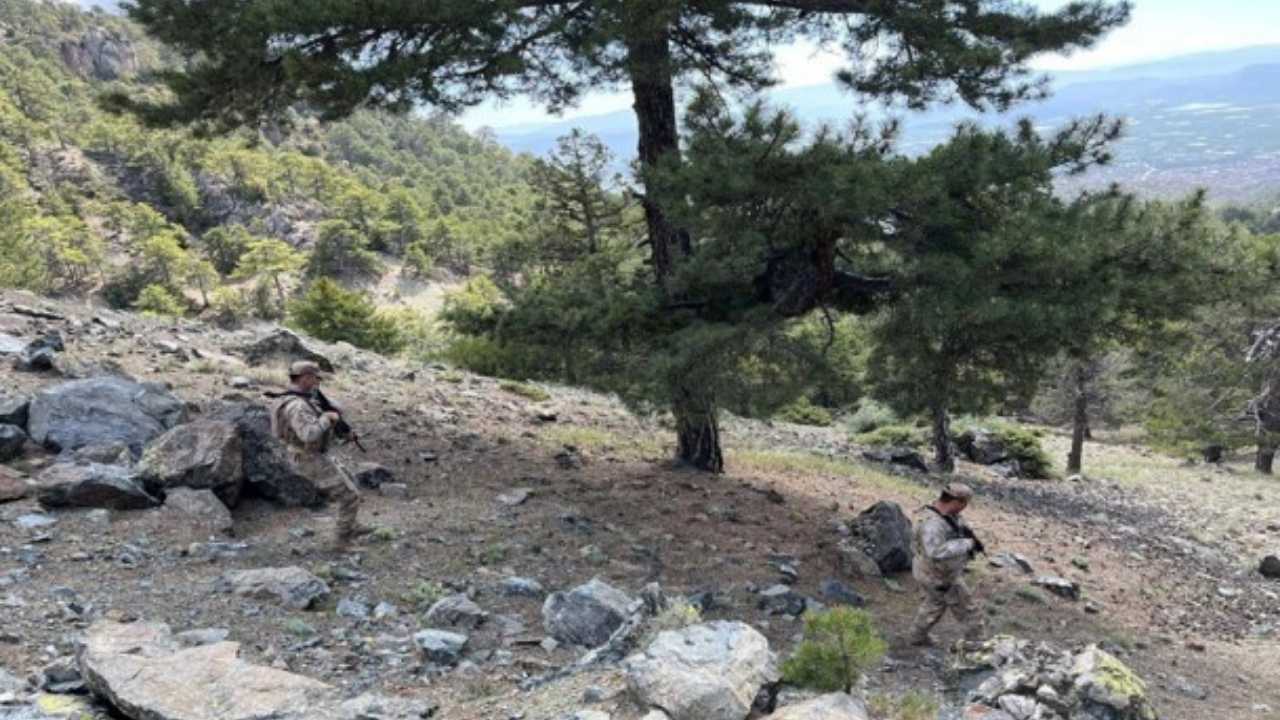 Yangın Riskine Karşı Burdur Jandarması Alarma Geçti3