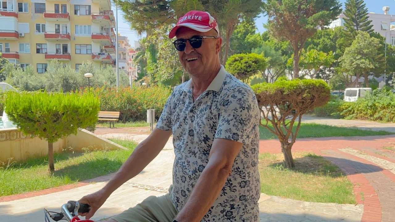 Alanya’da Bisikleti Çalınan Adama Muhtardan Yeni Bisiklet (1)