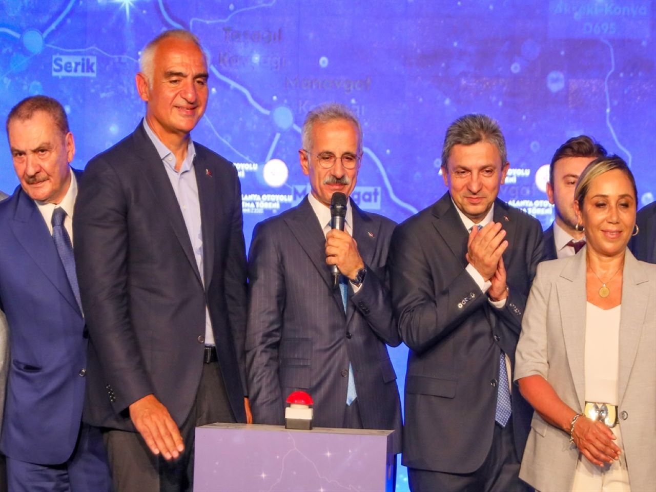 Antalya-Alanya Yolu'nun İhalesi 2 Yıl Önce Yapıldı! Temeli Yeni Atıldı