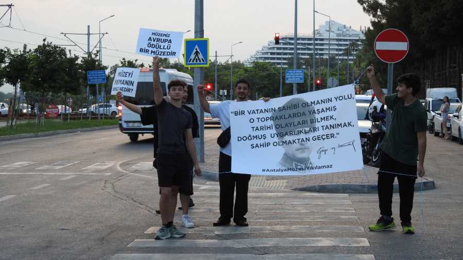Antalya Müzesi Tehlikede Dernekten Ortak Mücadele Çağrısı12