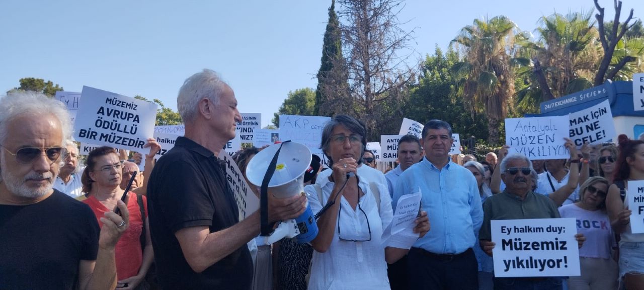 Antalya Müzesi Yıkılamaz