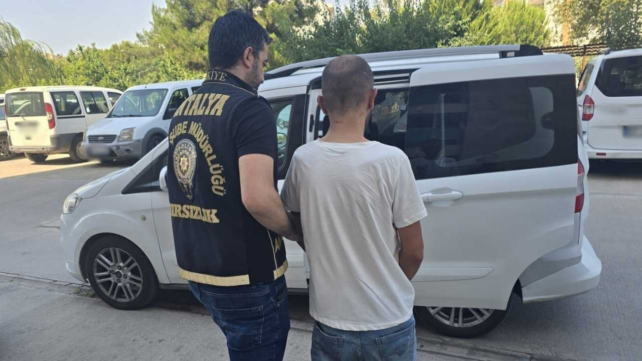 Antalya’da 7 Günde 1901 Gözaltı, 224 Tutuklama! 3