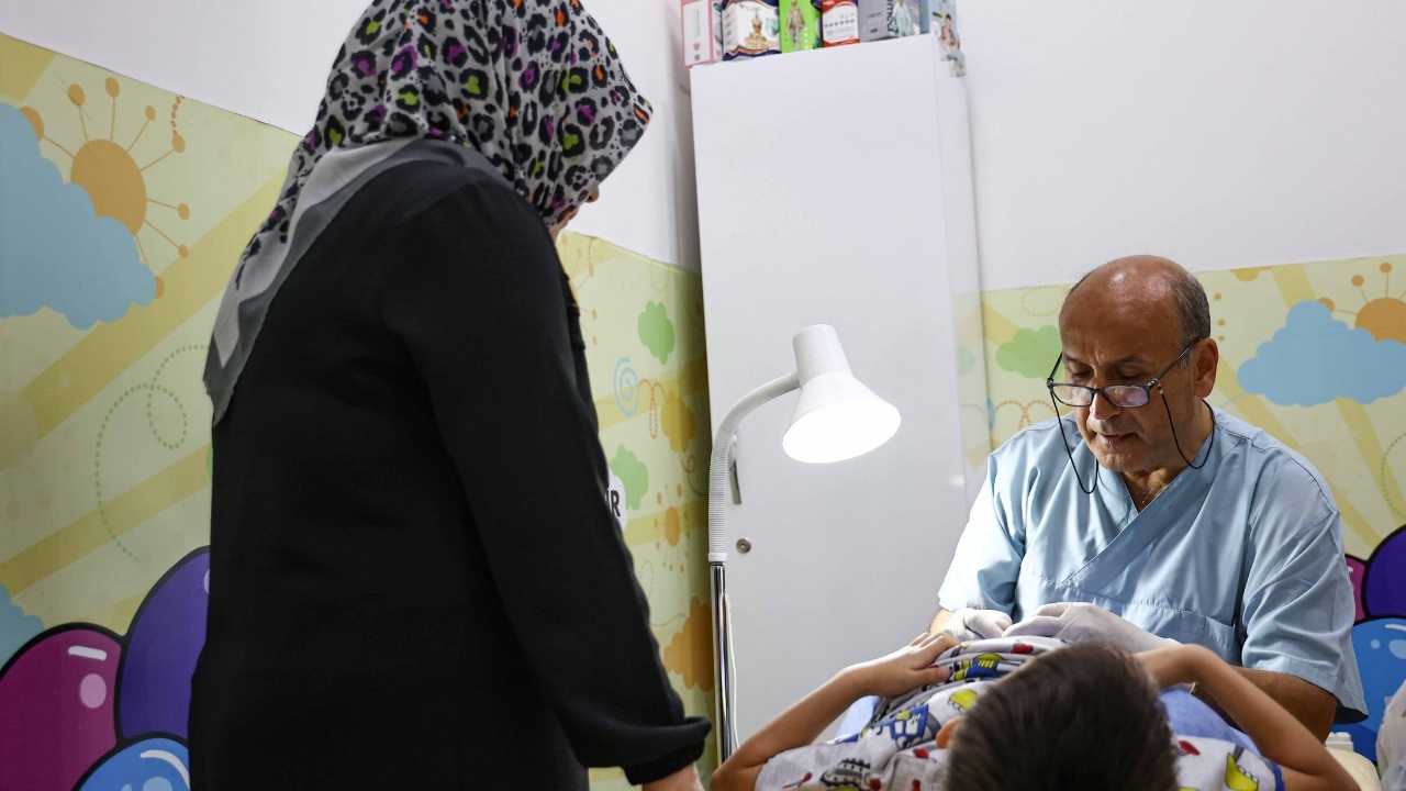 Antalya’da Çocuklara Ücretsiz Sünnet Hizmeti Sürüyor 2