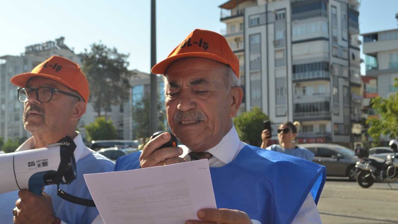 Antalya’da İş Bırakan Emekçiler Zam Taleplerini Yineledi2