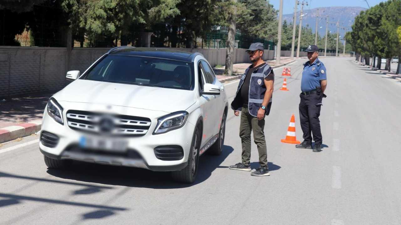 Burdur'da 2 Haftada 16 Bin 588 Kişi Denetlendi 2