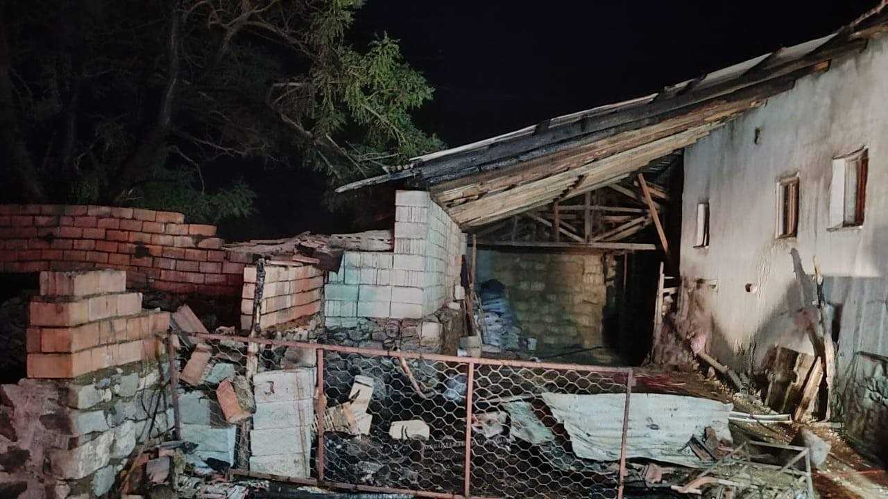 Burdur’da Ağıl Yangınında 10 Küçükbaş Yanarak Can Verdi 2