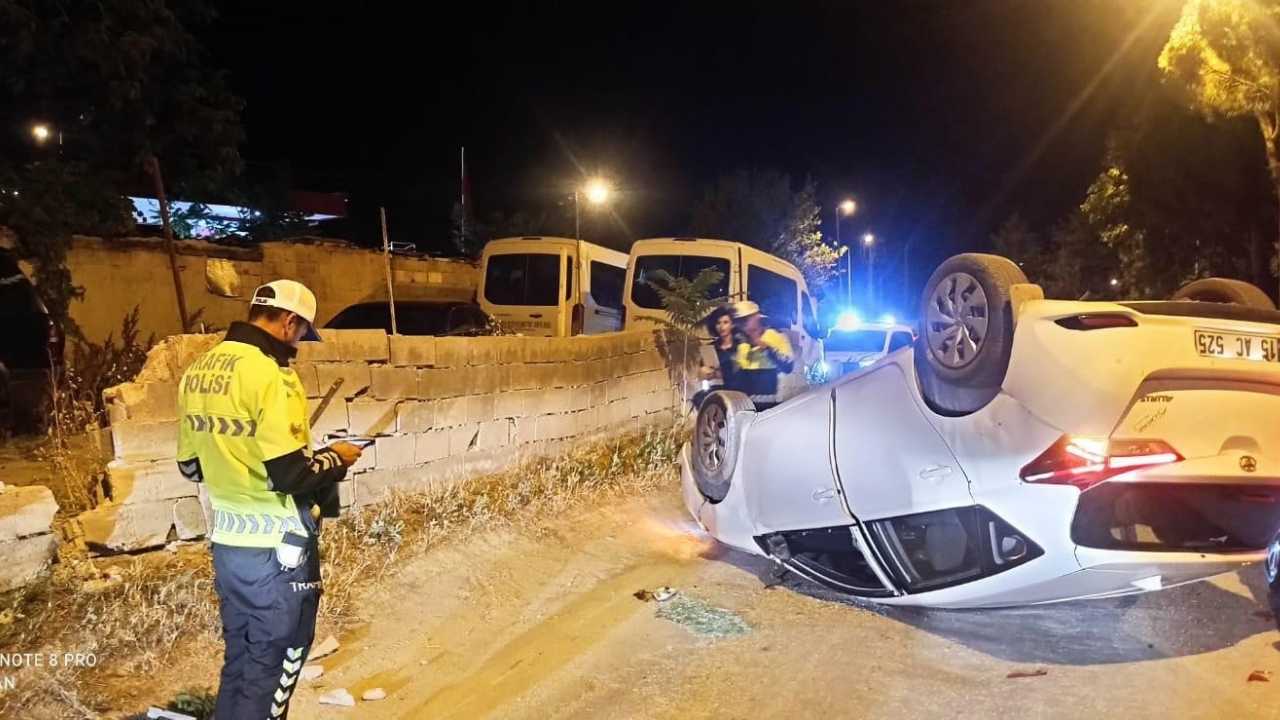 Burdur’da Takla Atan Araçtan Çıkan Sürücü Kaçtı 2