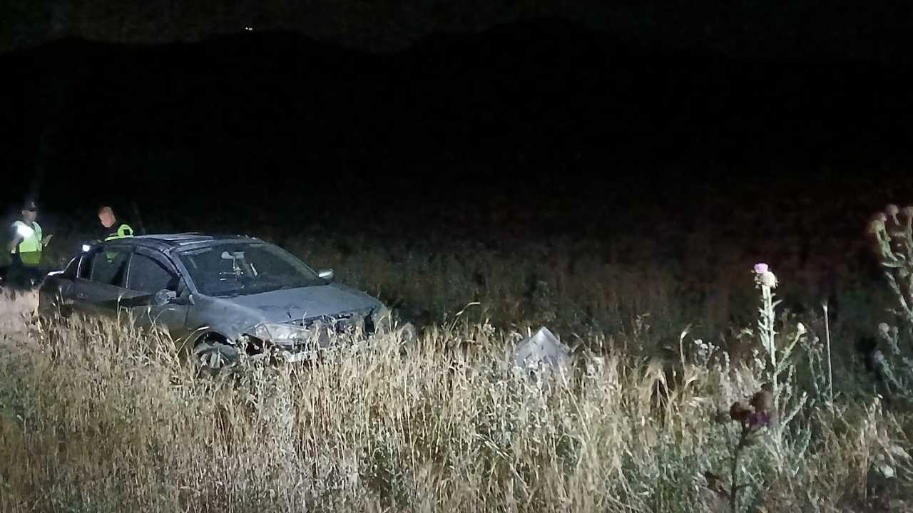 Burdur’da Tarlaya Uçan Otomobilde 2 Yaralı3