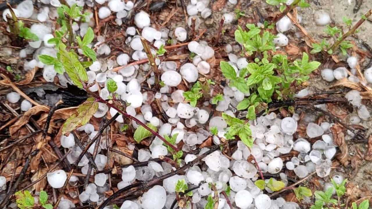 Burdur’da Yaz Ortasında Dolu Kabusu2