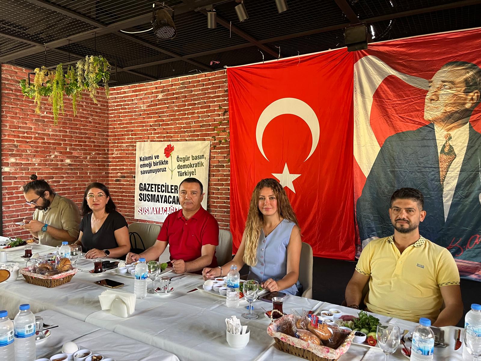 Ce56Af2B 0C2D 4D50 Bf33 37Df5181Fcca