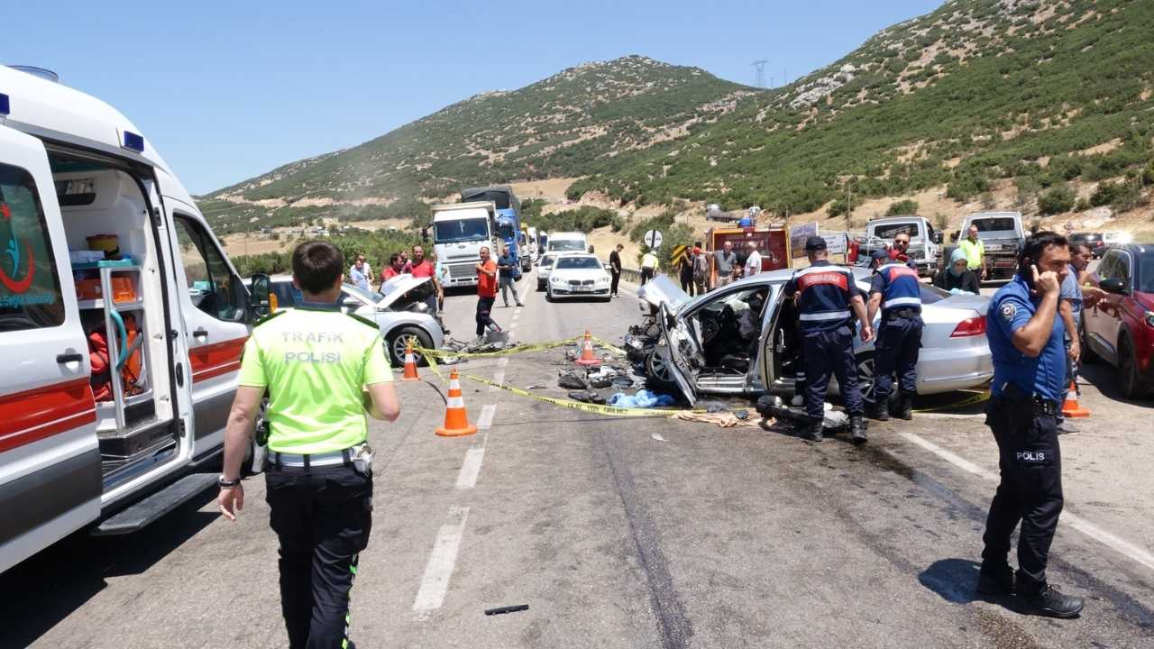 Chp Adana İl Başkan Yardımcısı Isparta’daki Kazada Yaralandı 2