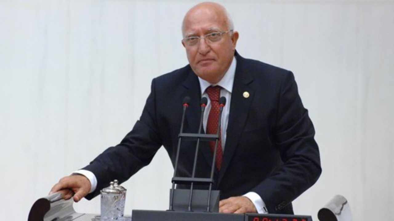 Chp Antalya Eski Milletvekili Gürkut Acar Vefat Etti 2
