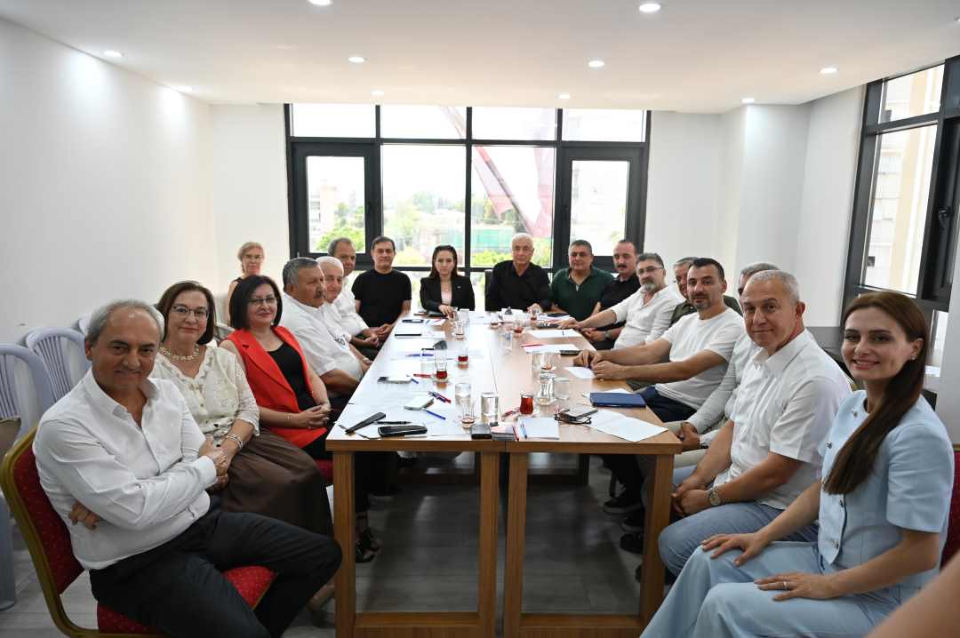 Chp Antalya’dan Sert Çıkış! Muhittin Böcek Serbest Bırakılsın12-1