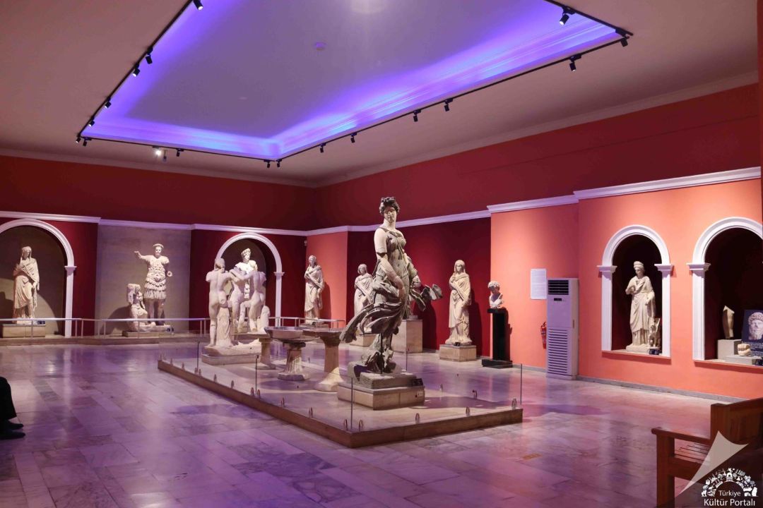 Antalya’nın Efsane Başkanı Selahattin Tonguç'tan Müze İsyanı 1-1