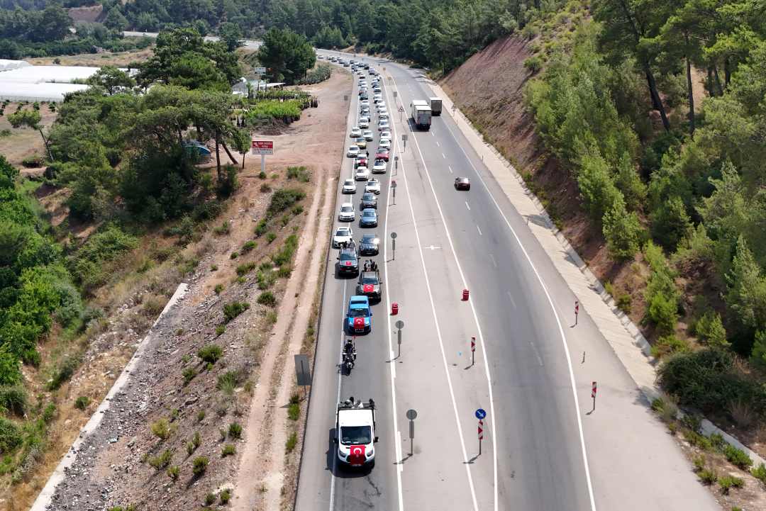 Kumluca’da Kırkpınar Pehlivanlarına Coşkulu Karşılama 3