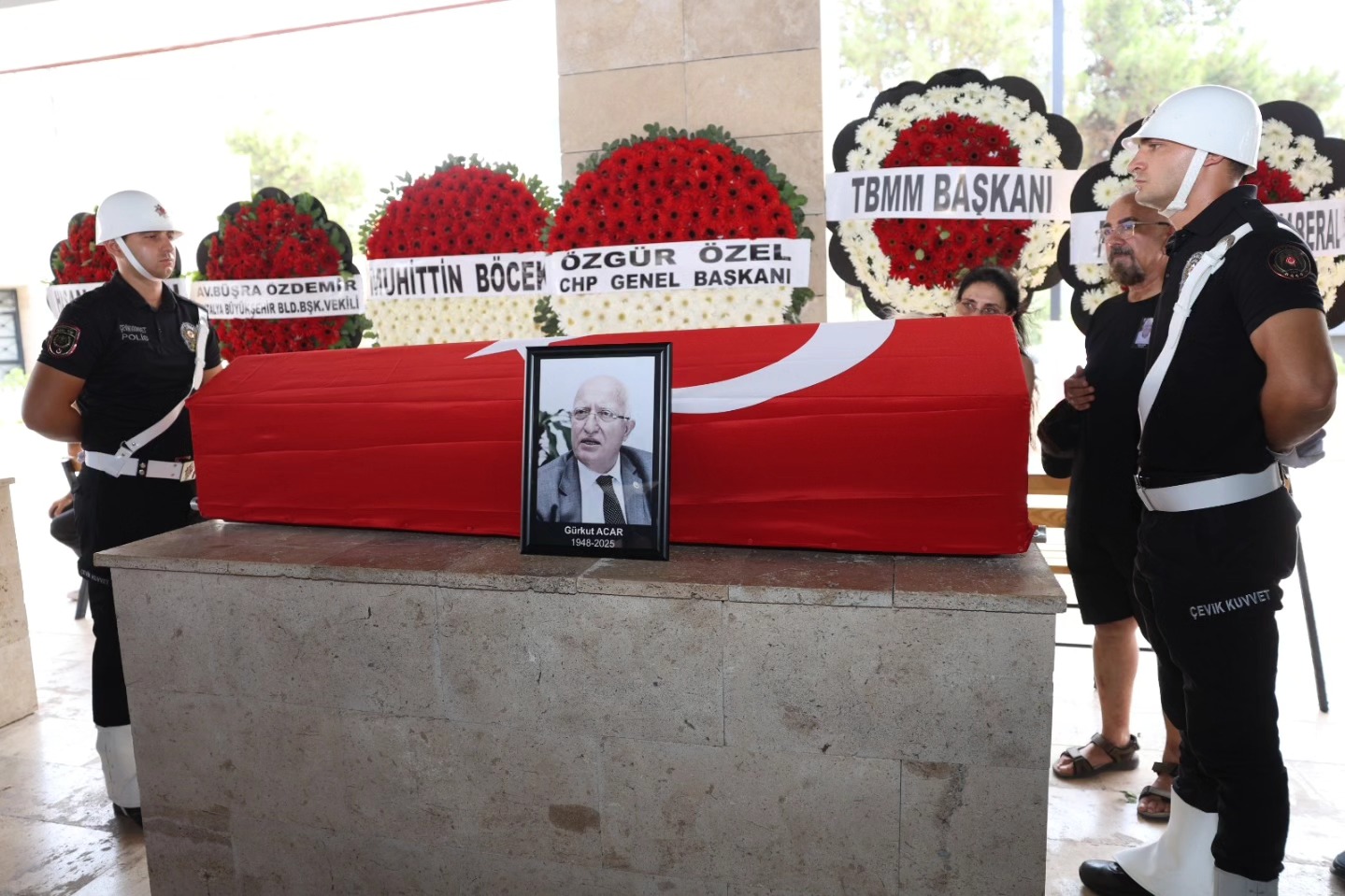 Gürkut Acar Antalya