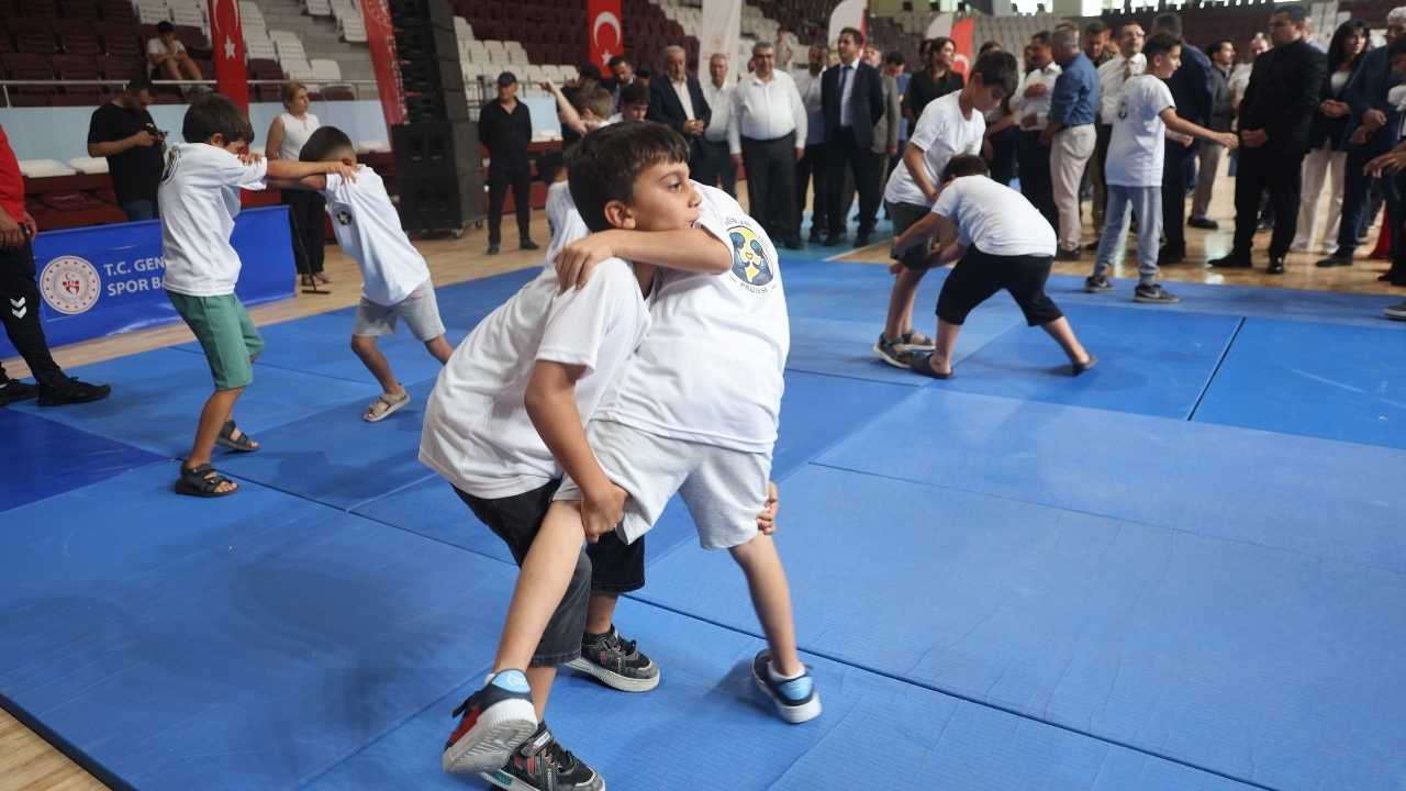 Hatayda Depremze Çocuklara Umut