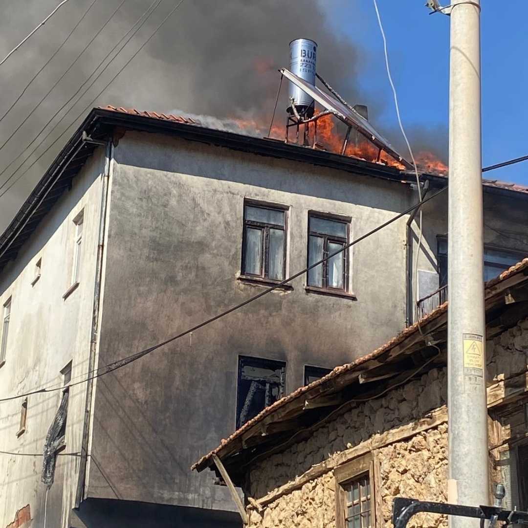 Isparta Eğirdir’de Korkutan Yangın