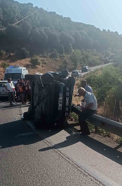 Isparta Mahmatlar Köyü Yolunda Kaza 5 Yaralı 2