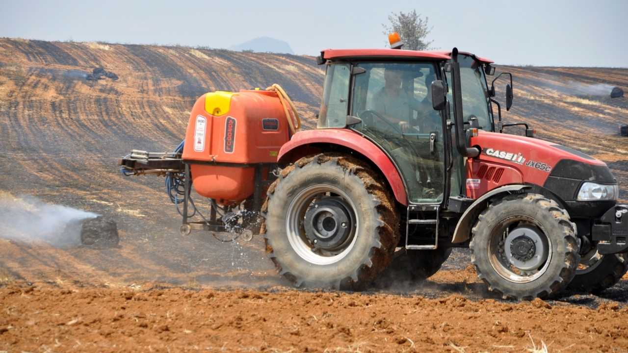 Isparta’da Balya Makinesi Kıvılcımı 100 Dönüm Alanı Kül Etti 3