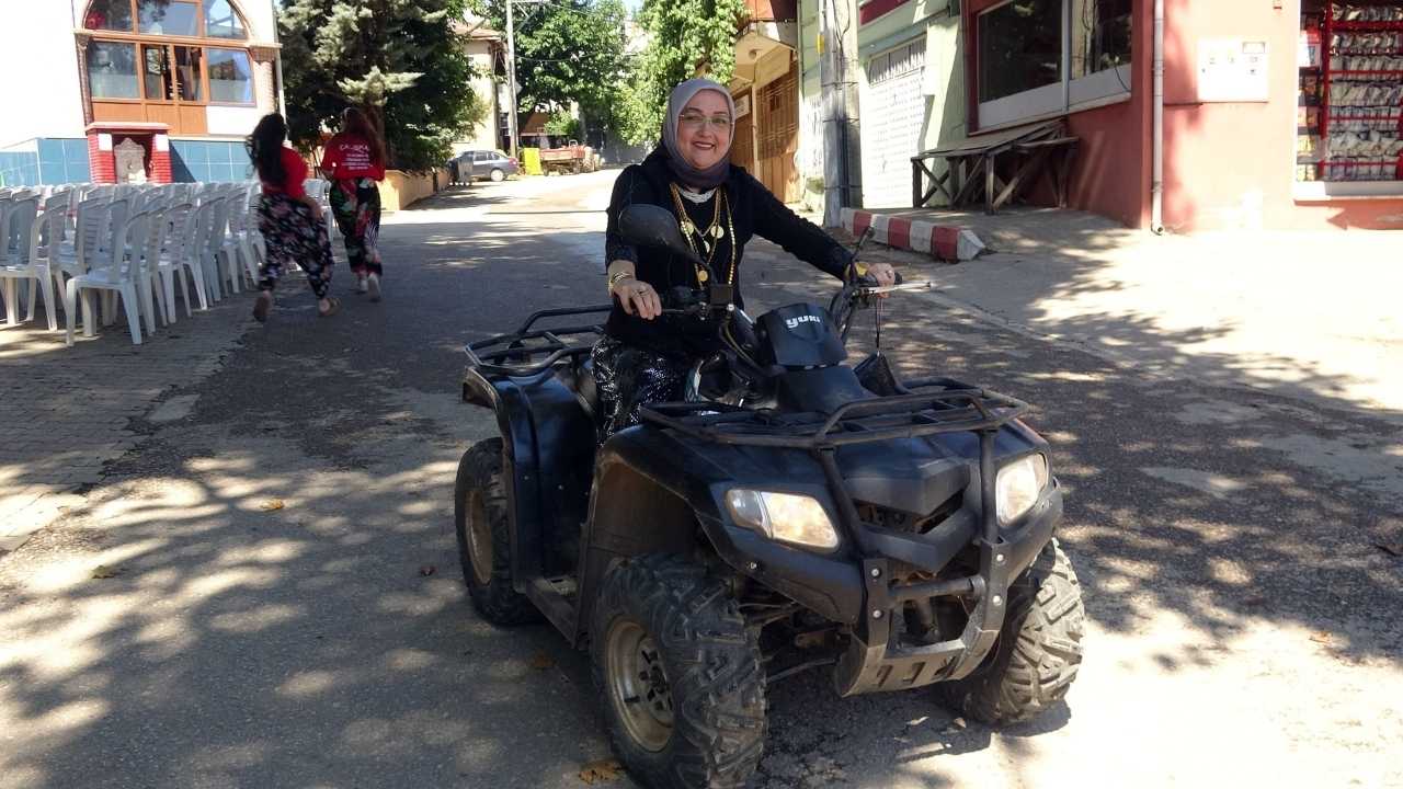 Kadınların Bir Günlük Yönetimi Kozluören'de Asırlık Gelenek Devam Ediyor (2)