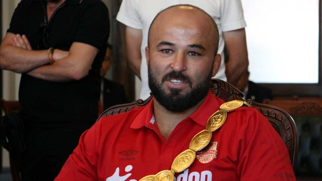 Kırkpınar Başpehlivanı Kumlucalı Okulu Altın Kemerin Ebedi Sahibi Olmak İstiyor 3