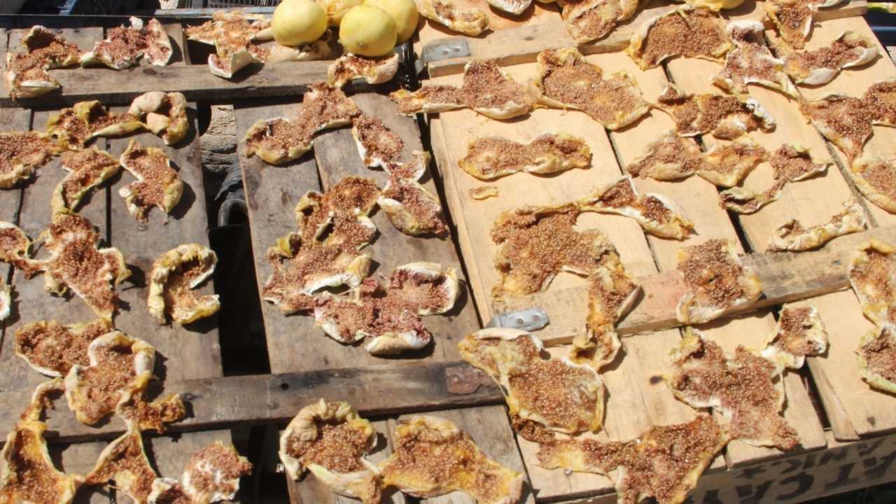 Mersin Mut'ta Beyaz İncir Üreticisinin Yüzü Gülüyor 2