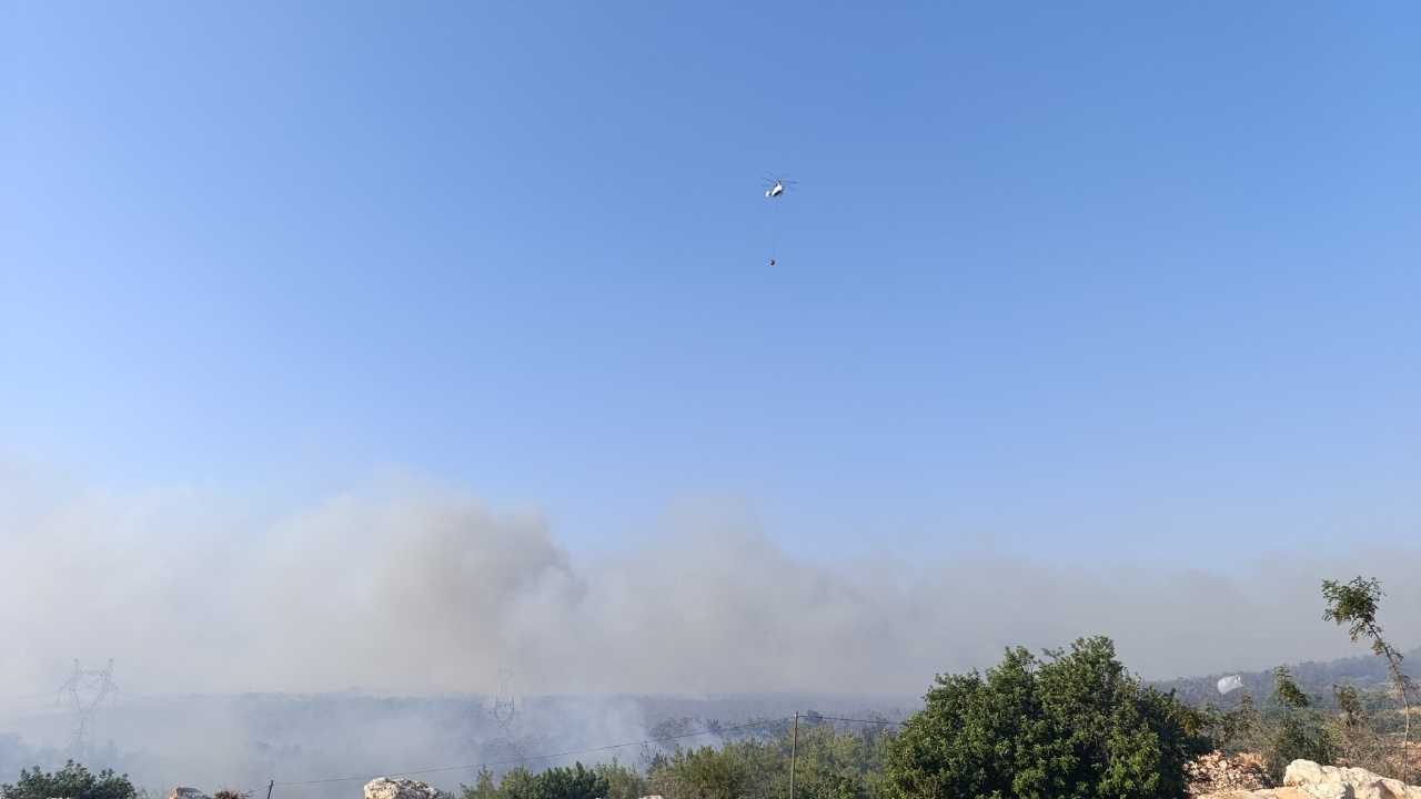 Mersin Silifke'de Mahalleye Dayanan Yangına Yoğun Müdahale4