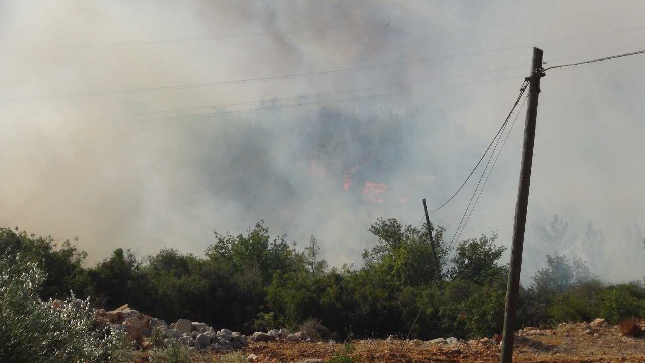 Mersin Silifke’de Yangın Nedeniyle 3 Mahalle Boşaltıldı2