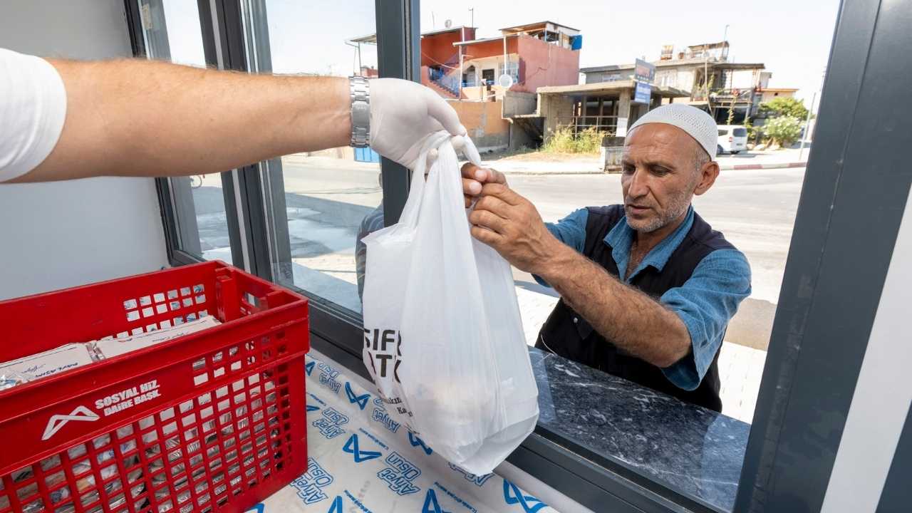 Mersin’de 57 Noktada Uygun Fiyatlı Yemek Hizmeti 3