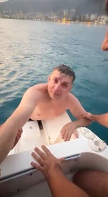 alanyada-bogulma-tehlikesi-geciren-turisti-kurtaran-genc-anlatti-2.jpg